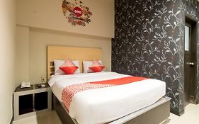 OYO 711 Salam Residence Syariah
